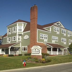 Ivy Court Inn And Suites